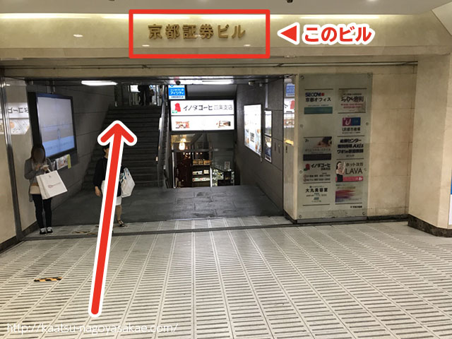 ���s�،��r��